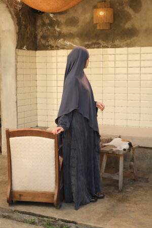 Cupro Wood Grain Navy Hareer Yu Abaya (حرير 玉) - Navy