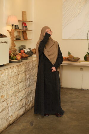 1 Rauha Kashgar (روحا 喀什) - Black