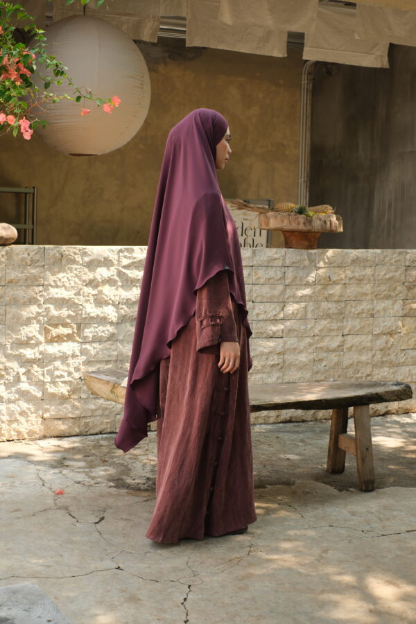 Cupro Wood Grain Maroon Hareer Yu Abaya (حرير 玉) - Maroon