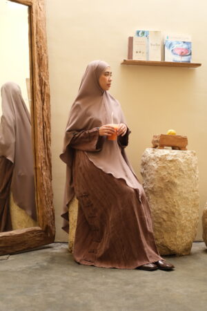 Cupro Wood Grain Milo Hareer Yu Abaya (حرير 玉) - Milo