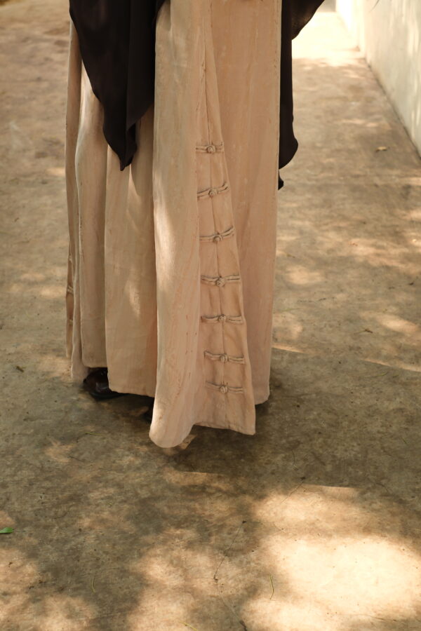 DSCF1409 Hareer Yu Abaya (حرير 玉) - Khaki