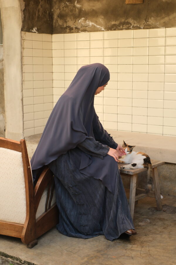 DSCF1553 Hareer Yu Abaya (حرير 玉) - Navy