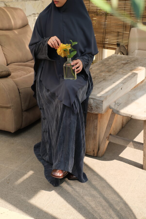 DSCF1597 Hareer Yu Abaya (حرير 玉) - Navy