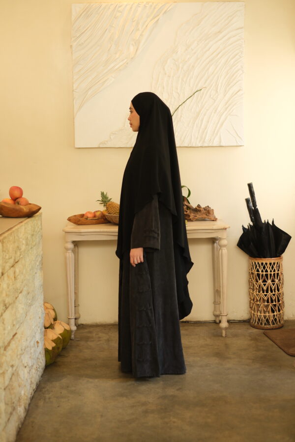 DSCF1705 Hareer Yu Abaya (حرير 玉) - Black